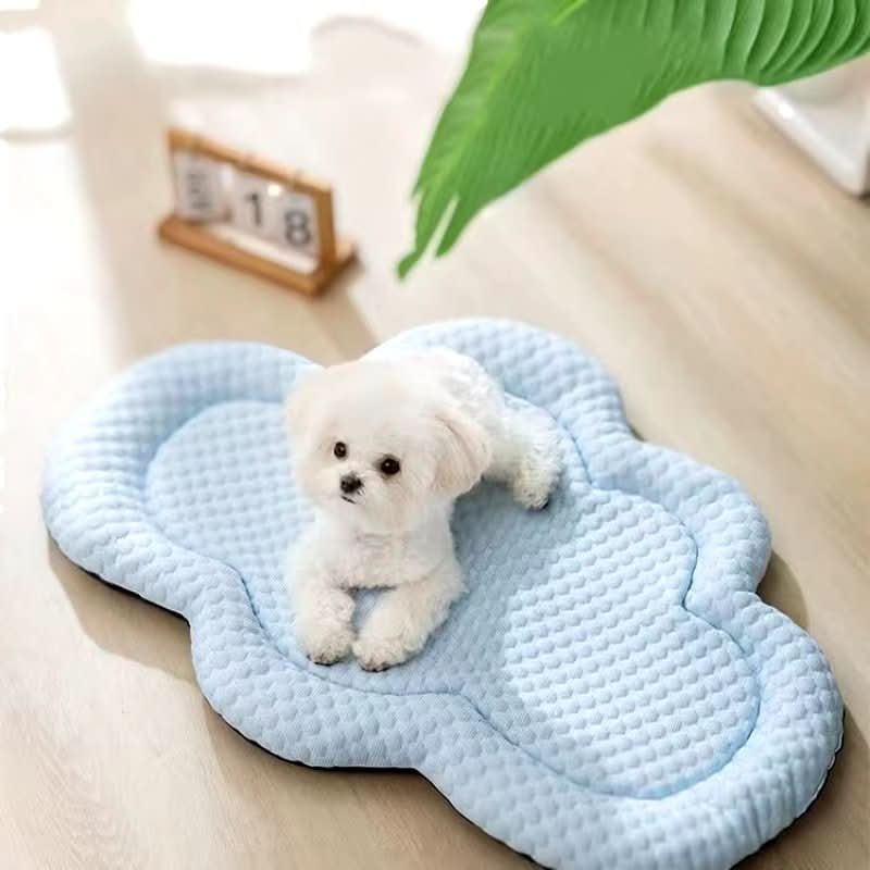 Azura | WolkenRuhe Cooling Mat – Stylish, soft and temperature regulating