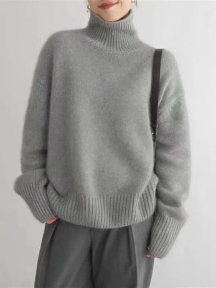 EMERSON – COZY HIGH-NECK RELAXED SWEATER