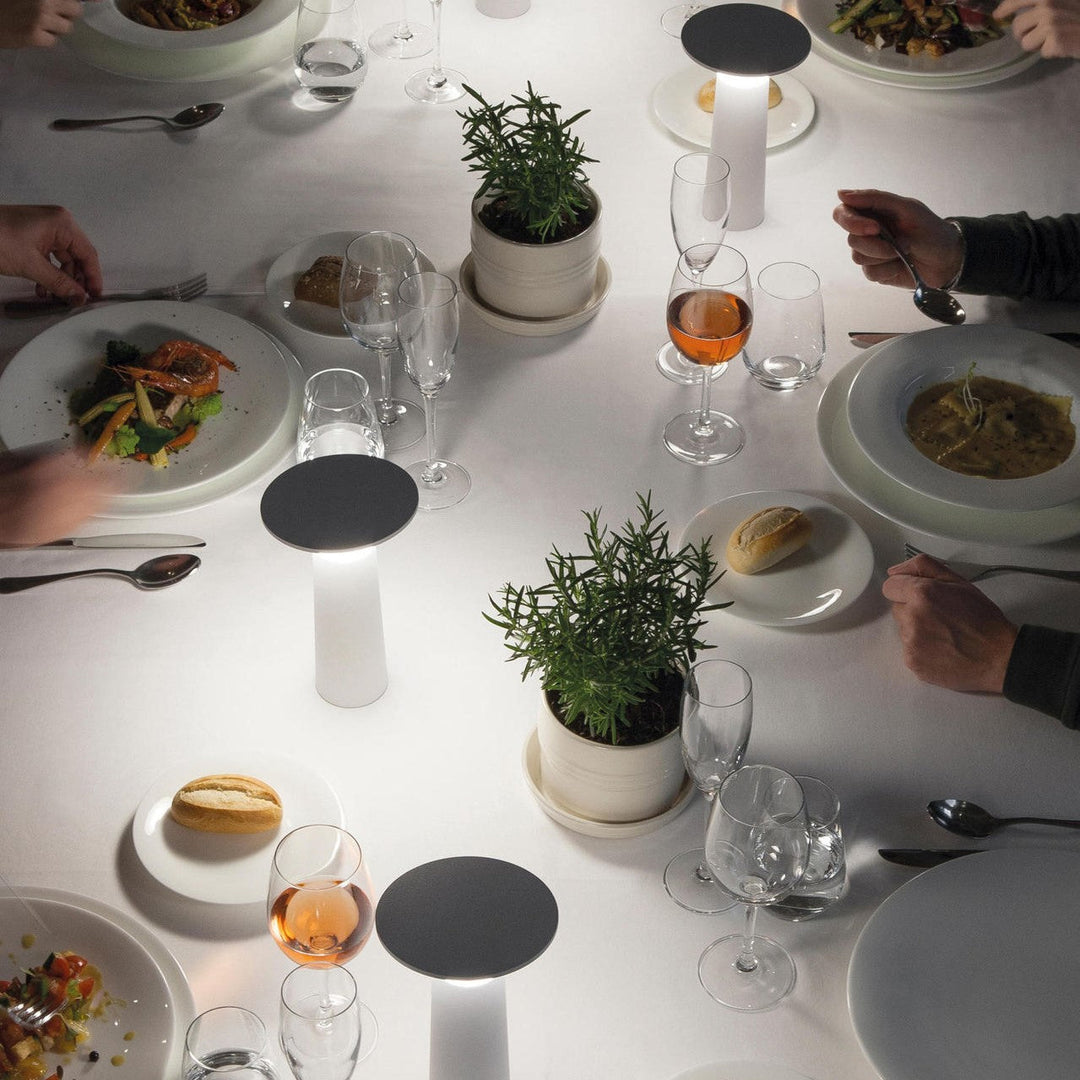 BowLift | FlexiBeam - Modern LED Table Lamp with Swivel Head