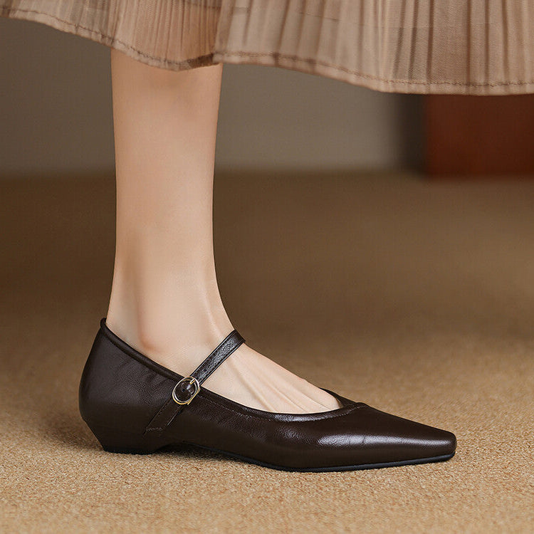 AVERY – POINTED TOE MARY JANE FLATS