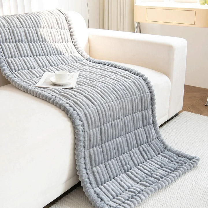 BowLift | WarmHaven - Premium-Jacquard-Sofa cover for all-year comfort