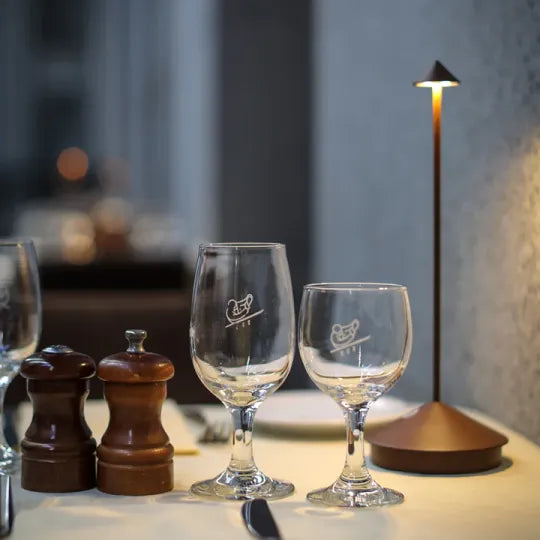 BowLift | Wireless LED table lamp - ModernLumin