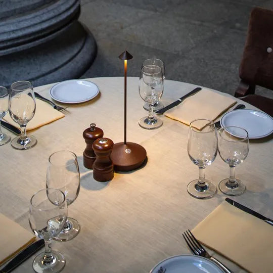 BowLift | Wireless LED table lamp - ModernLumin