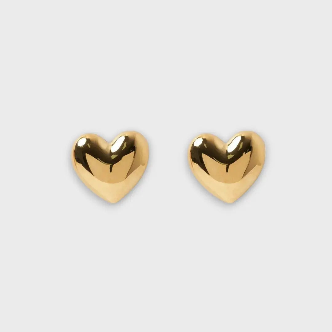 Harpy – Heart-Shaped Earrings