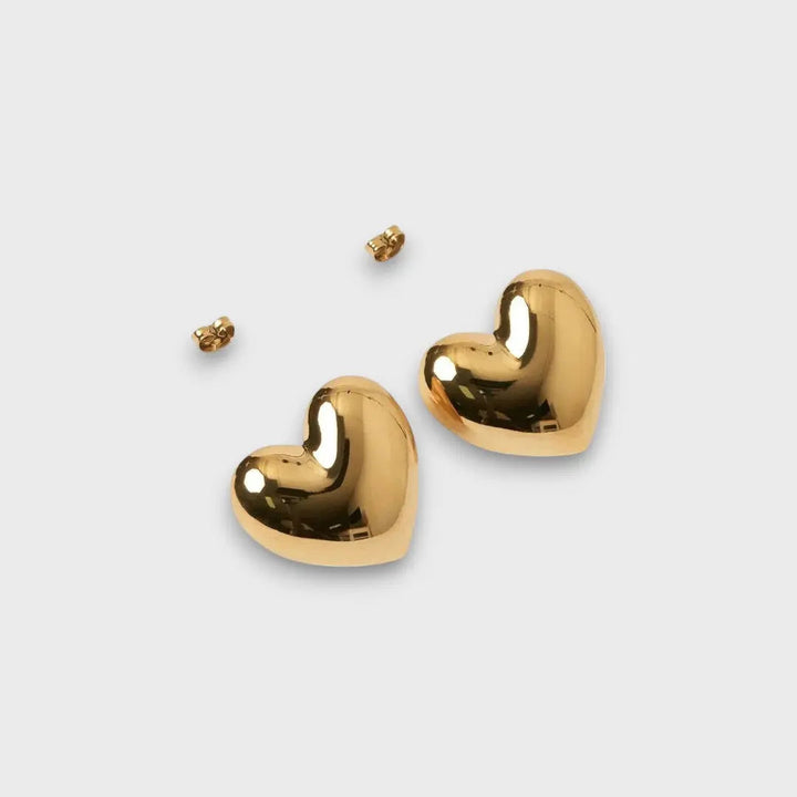 Harpy – Heart-Shaped Earrings