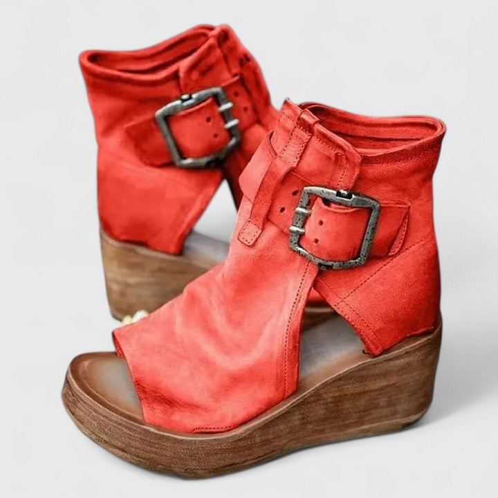 ARIANA – BOLD BUCKLE WEDGE SANDALS