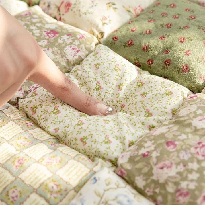 BowLift | Floral Bloom Quilted Sofa Cover