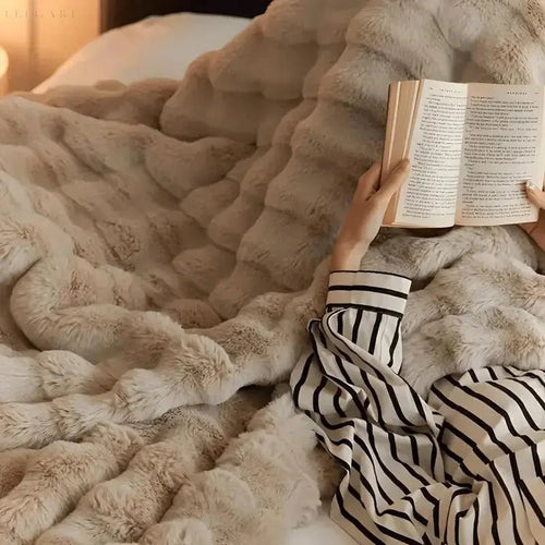 Azura | Warming Blanket - warm blanket for winter - sofa