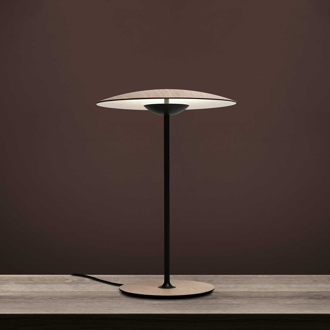 BowLift | Elegant Table Lamp Ginger