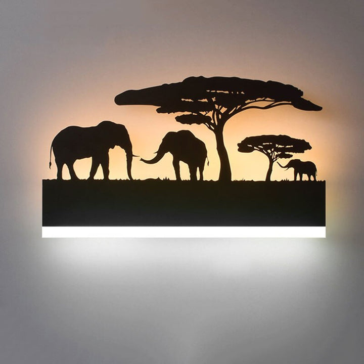 BowLift | Wall lamp with versatile design