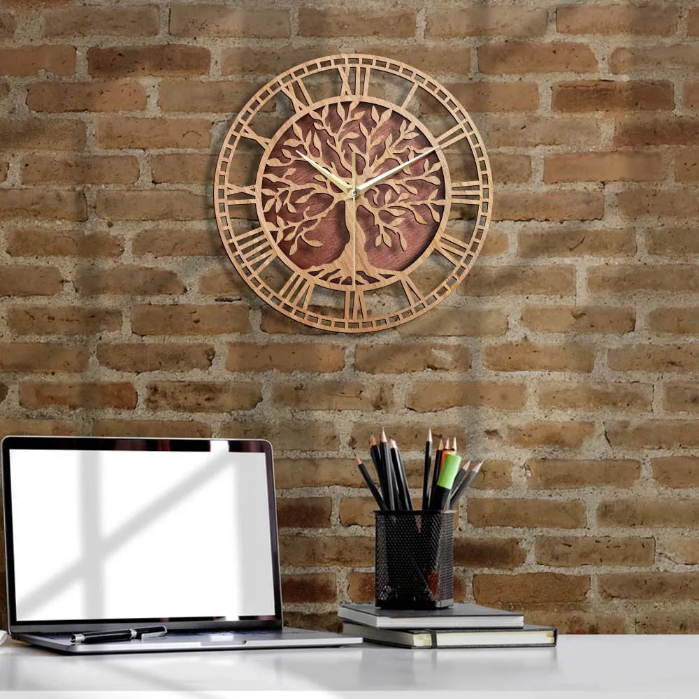 BowLift | WoodArt | Rustic wall clock made of wood in vintage style