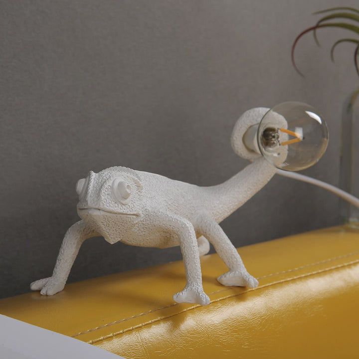 BowLift | GlowLizard - Resin Lizard Table Lamp