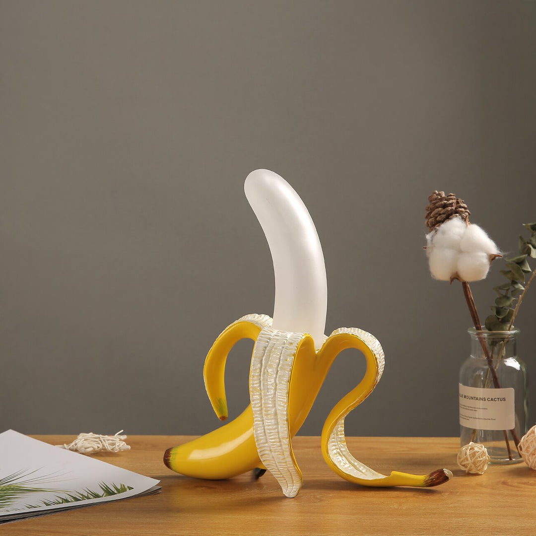 BowLift | GoldenBanana - Elegant Art Deco Table Lamp