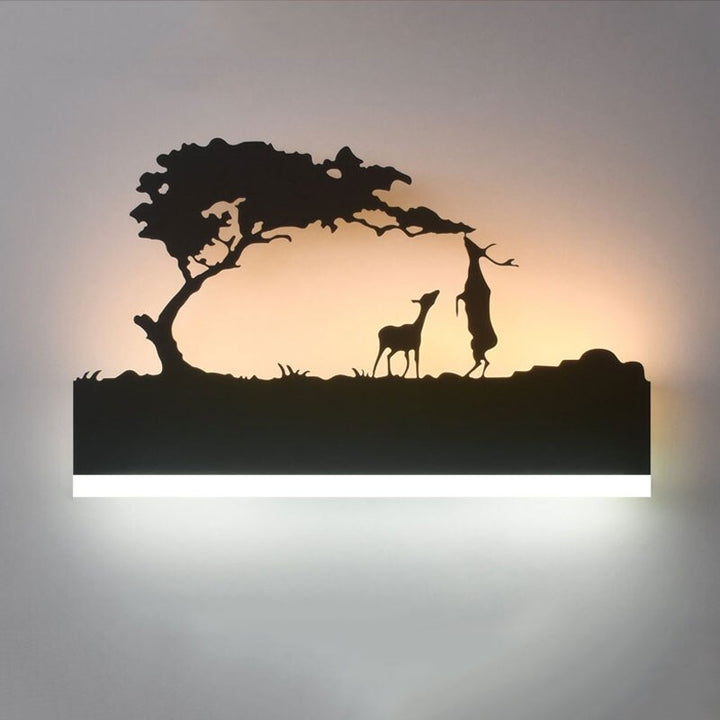 BowLift | Wall lamp with versatile design