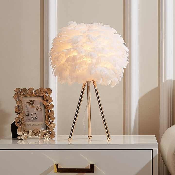 BowLift | Table Lamp - FeatherLux - Dimmable Light - Elegant Feather Design