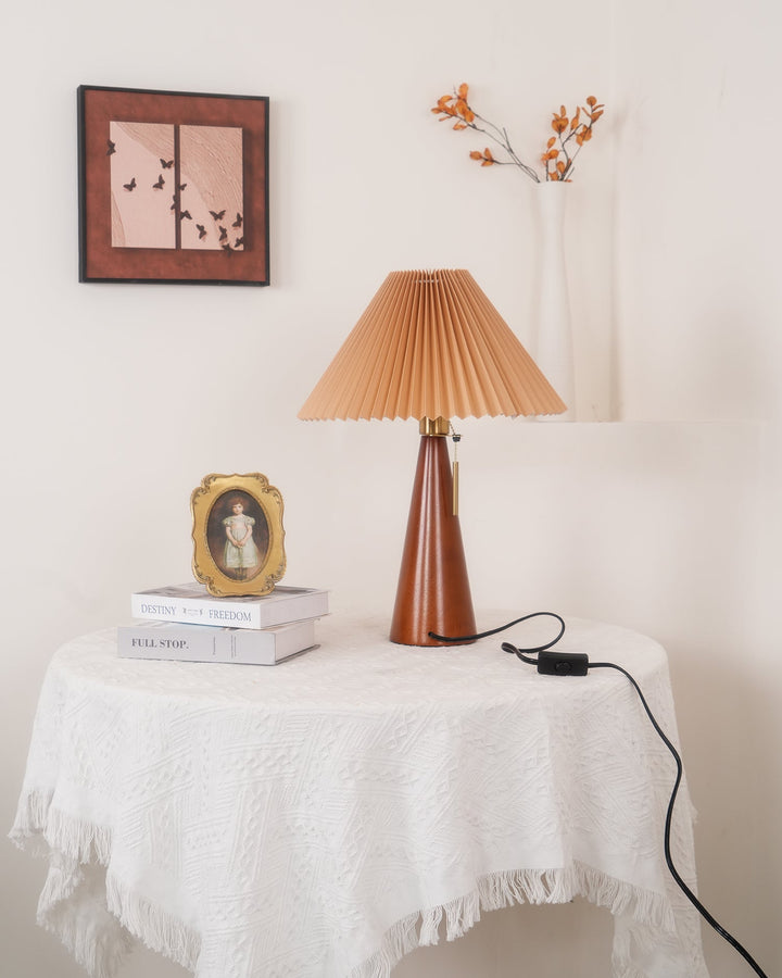 BowLift | AntiqueRadiance – Elegant Wood and Metal Table Lamp