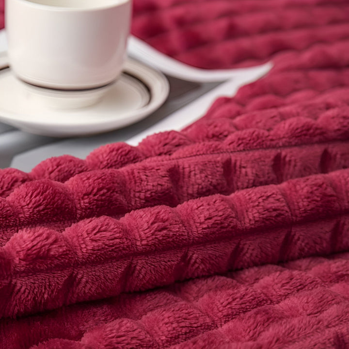 Azura | EliteWave Plaid - Ultrafluffy structured coral fleece blanket