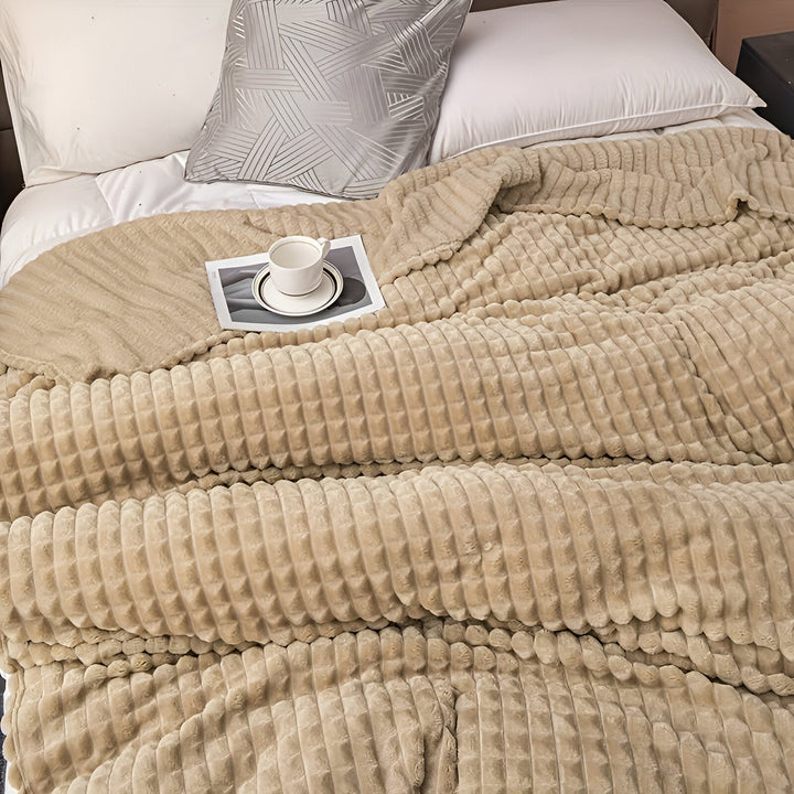 Azura | EliteWave Plaid - Ultrafluffy structured coral fleece blanket