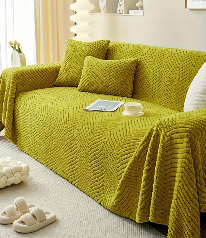 BowLift | LuxuraWrap | Non-slip sofa cover for pets