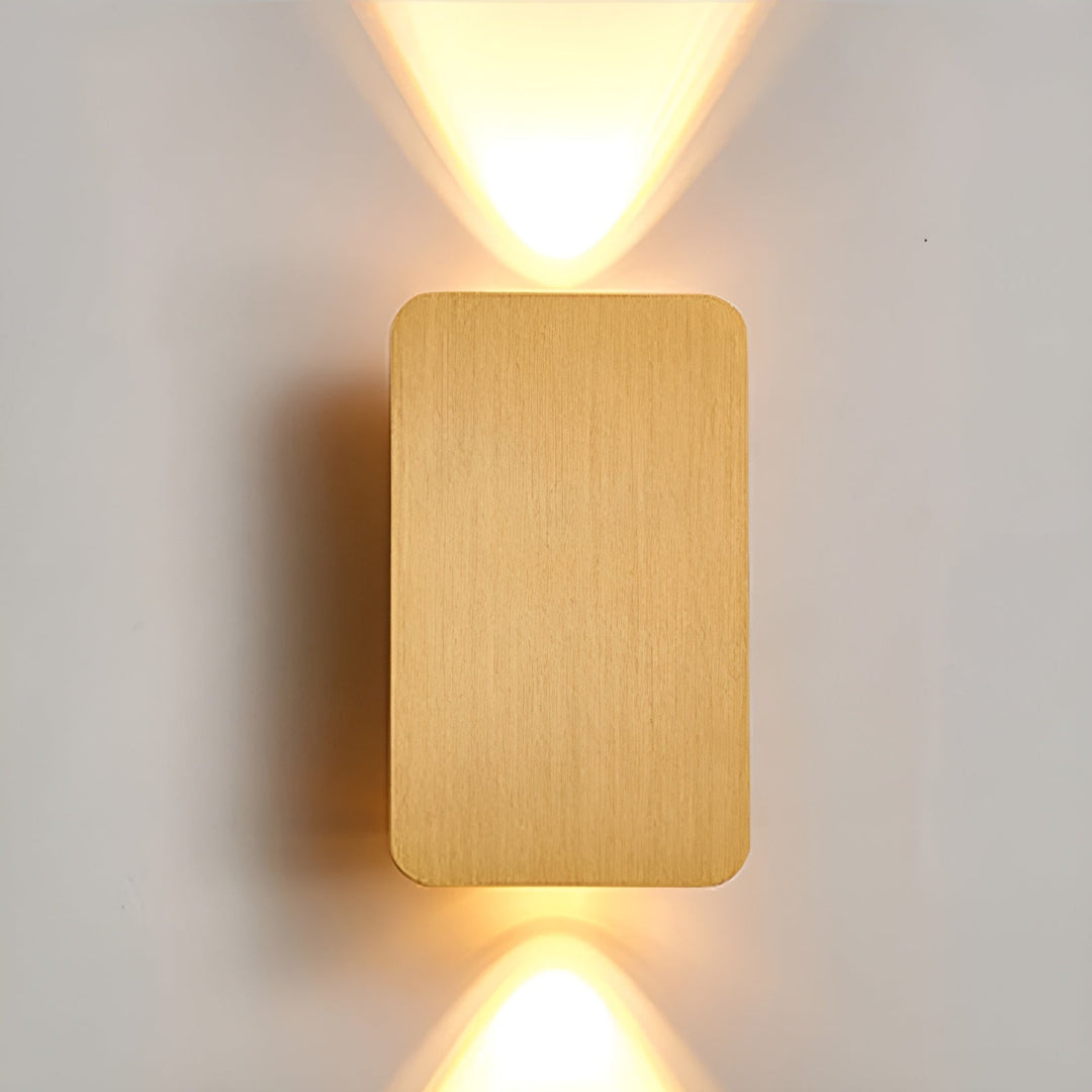 BowLift | Elegant LED wall lamp in minimalist design for your home