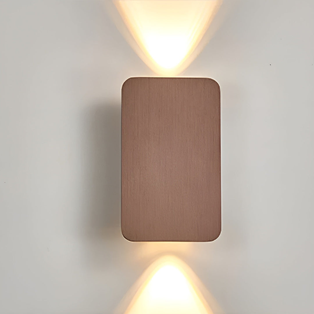 BowLift | Elegant LED wall lamp in minimalist design for your home