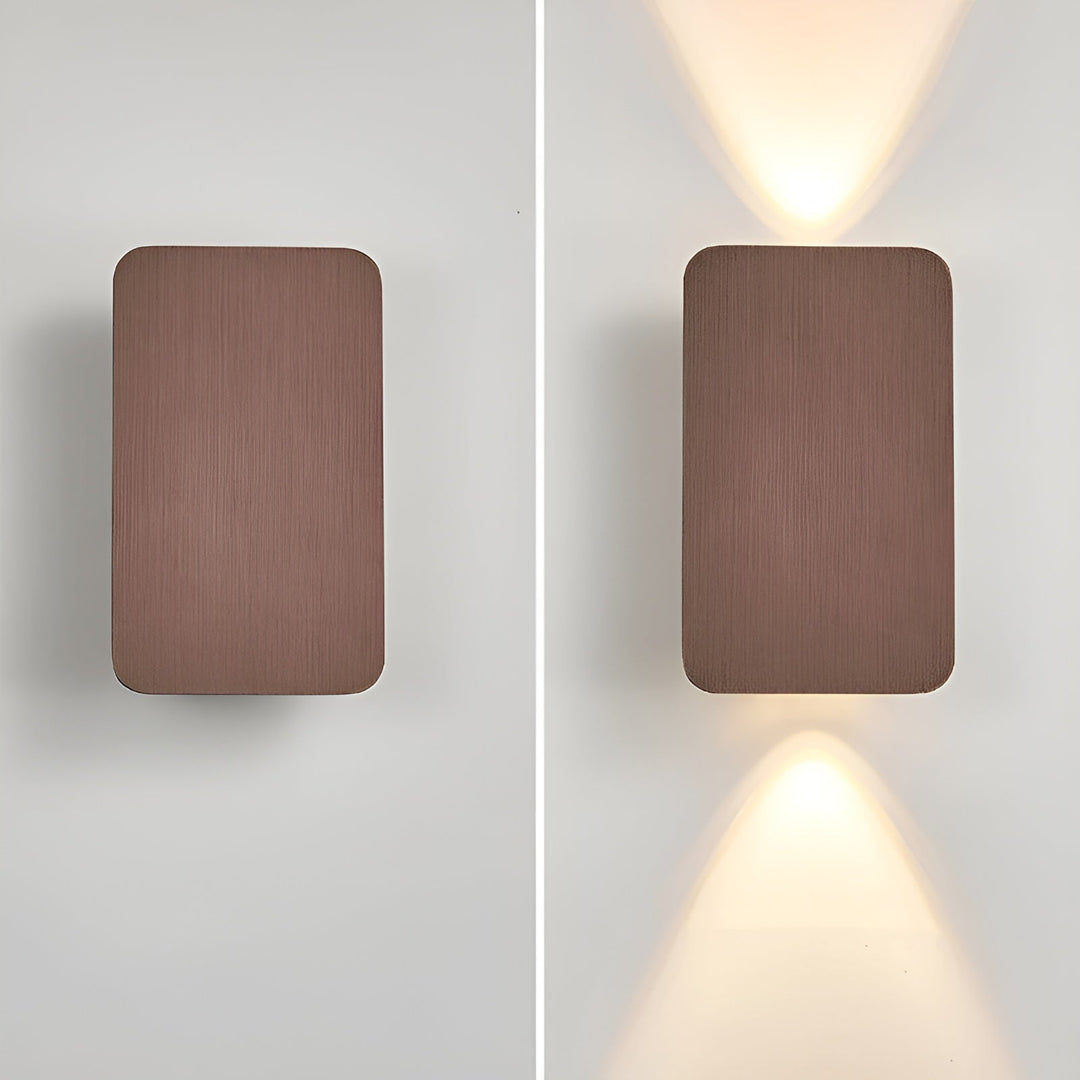 BowLift | Elegant LED wall lamp in minimalist design for your home