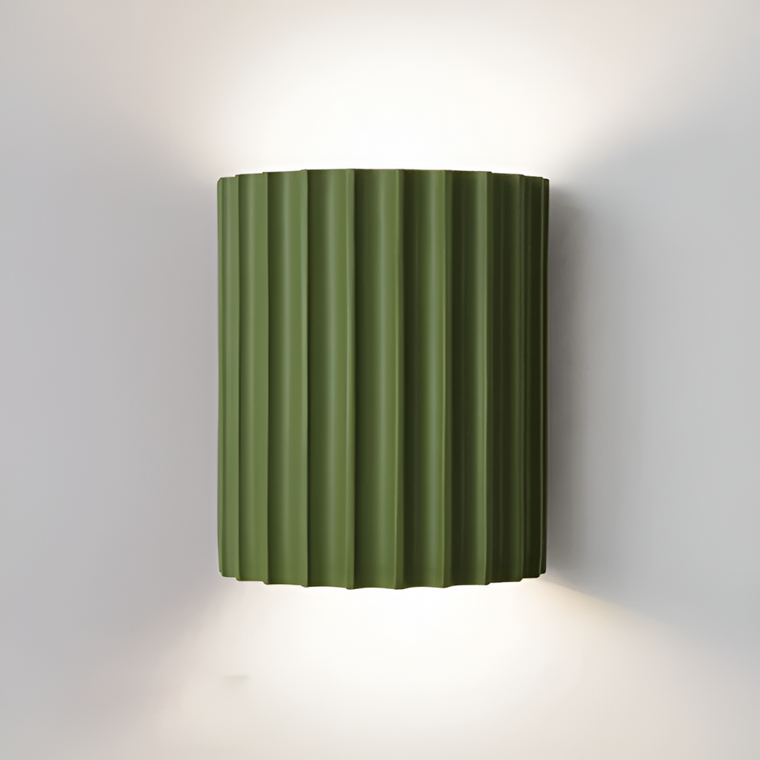 BowLift | Striped LED wall light made of resin for a modern Nordic atmosphere