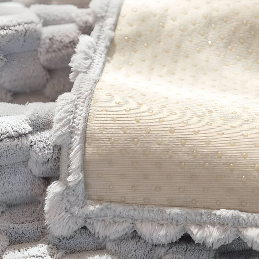 BowLift | Honeycomb Sofa Cover – Non‑Slip Stain‑Resistant Couch Protector