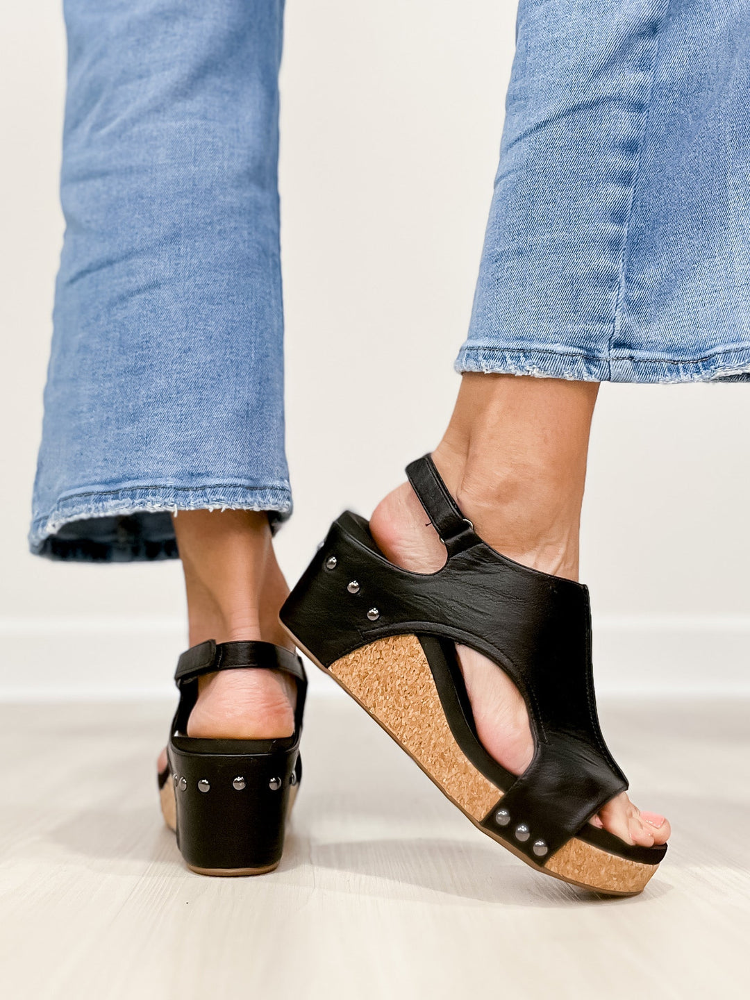 Briellae - Wedge Sandal