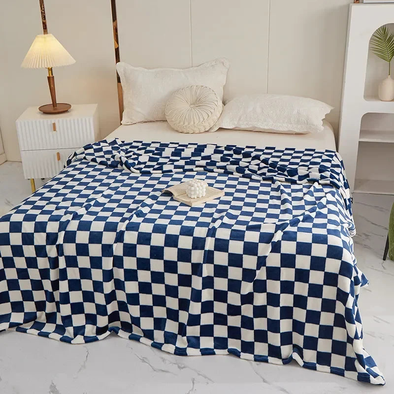 Azura | Trendy Chessboard Blanket