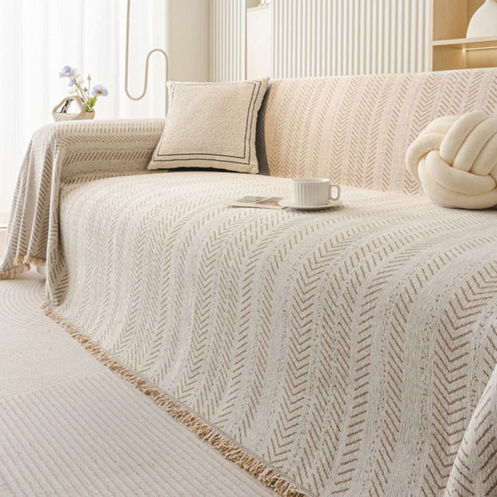 BowLift | Scratch-resistant & washable sofa cover made of chenille