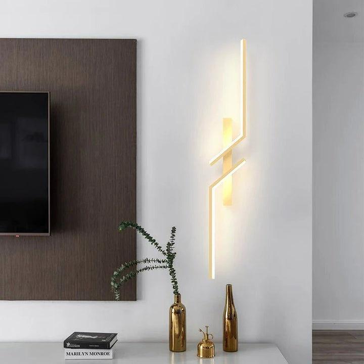 BowLift | Creative LED wall lamp with stripe design | Modern design