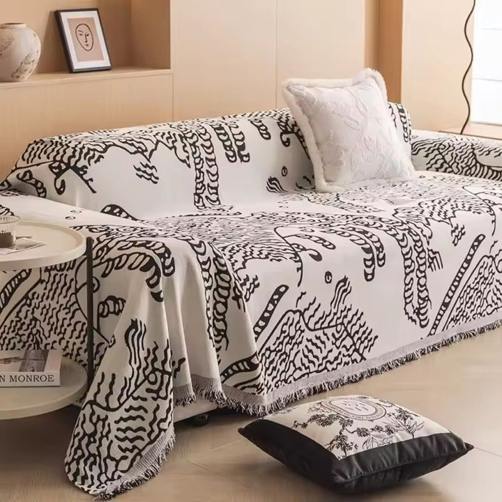 BowLift | Nature Sketch Pattern Sofa Cover