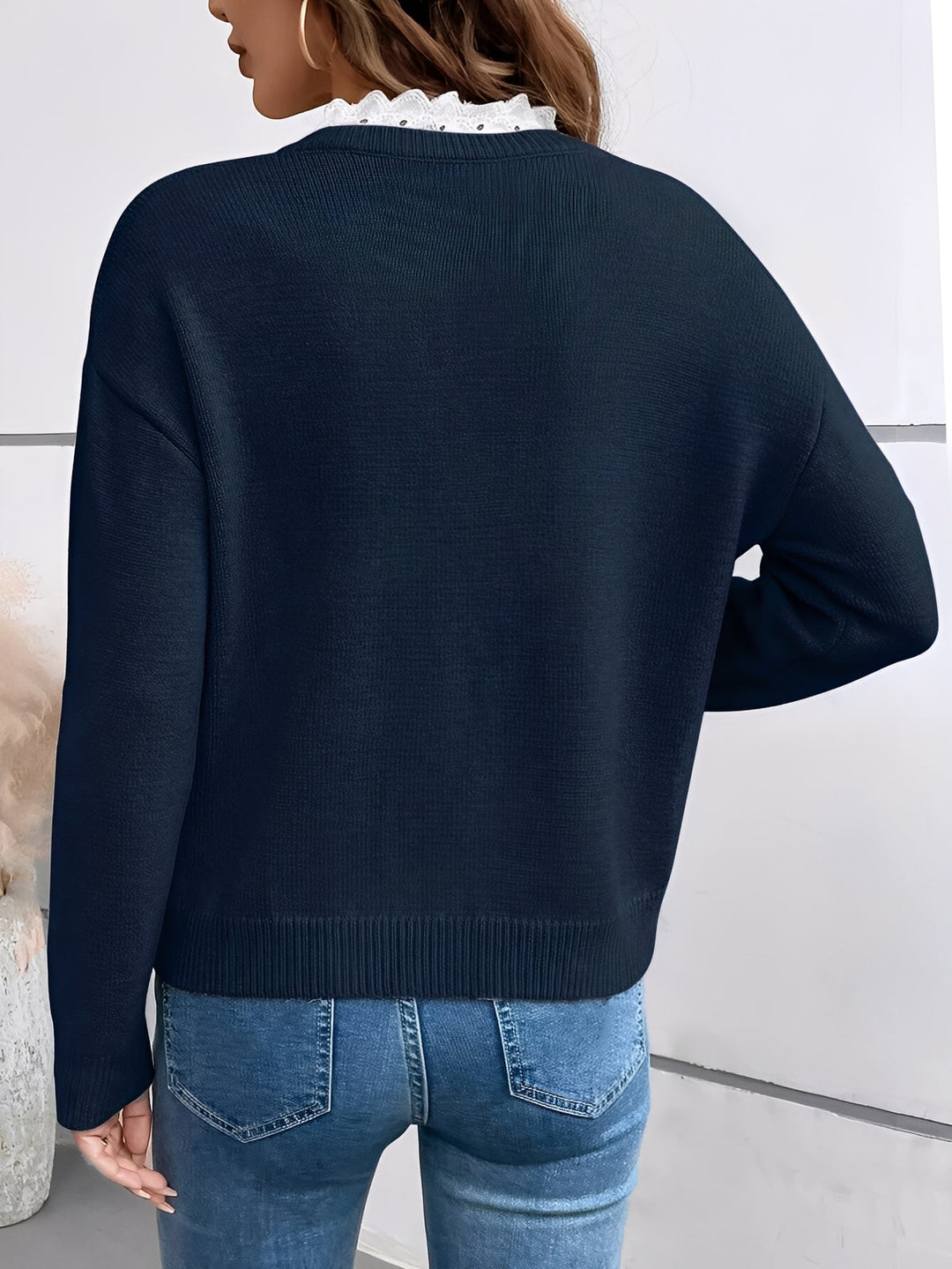Celine™ | Chic Knitted Sweater with Elegant Lace Collar