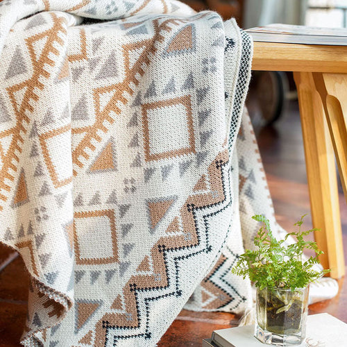 Azura | Boho Navajo Sunlight Bedspread