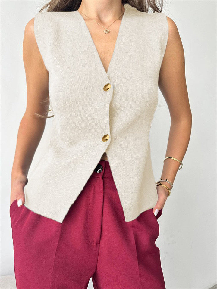 Grier – Sleeveless Button Peplum Top