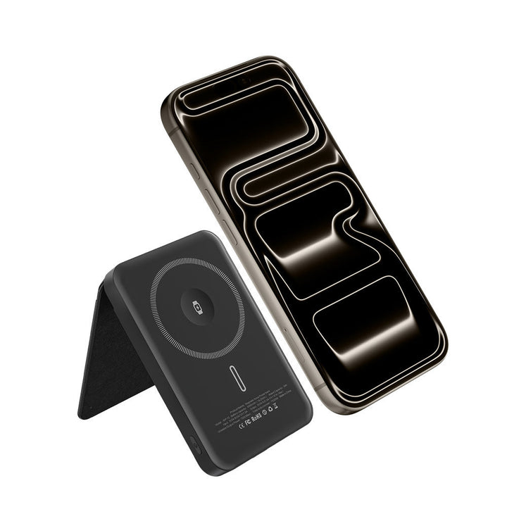 Smartphone case with integrated card slot and stand Azura