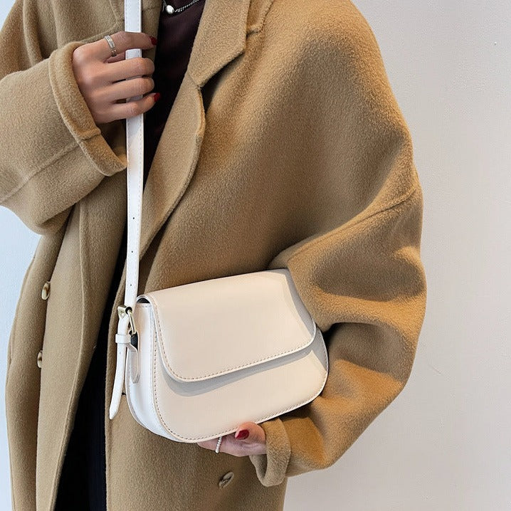 Eldborg | Elegant shoulder bag in muted nude tone