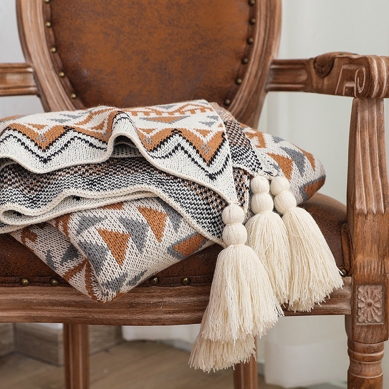 Azura | Boho Navajo Sunlight Bedspread