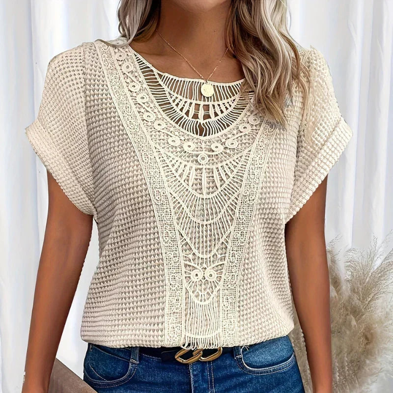 AURA -DELICATE TEXTURED BLOUSE