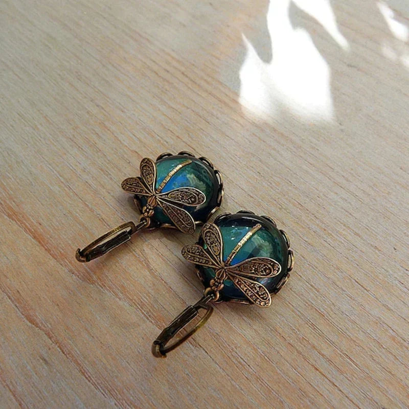 Lyvelle – Vintage Dragonfly Shaped Earrings