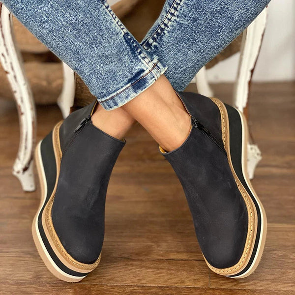 Deborah | Stylish boots for versatile outfits