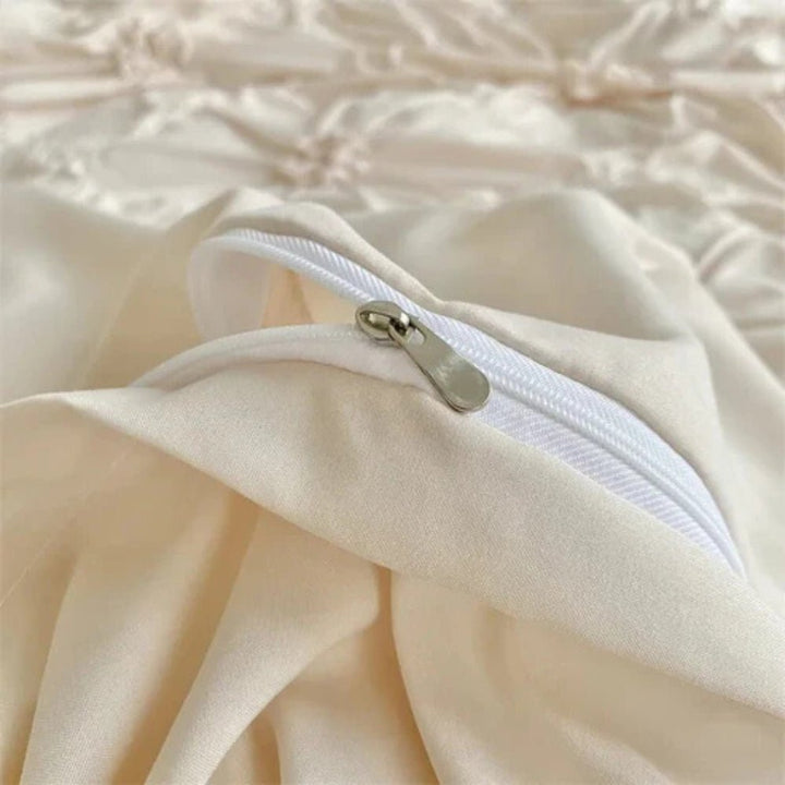 BowLift | Elegant Ruffle Duvet Cover Set with Floral Pattern