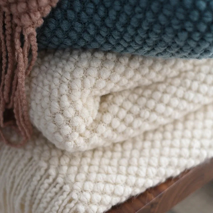 Azura | CREAM WHITE BLANKET
