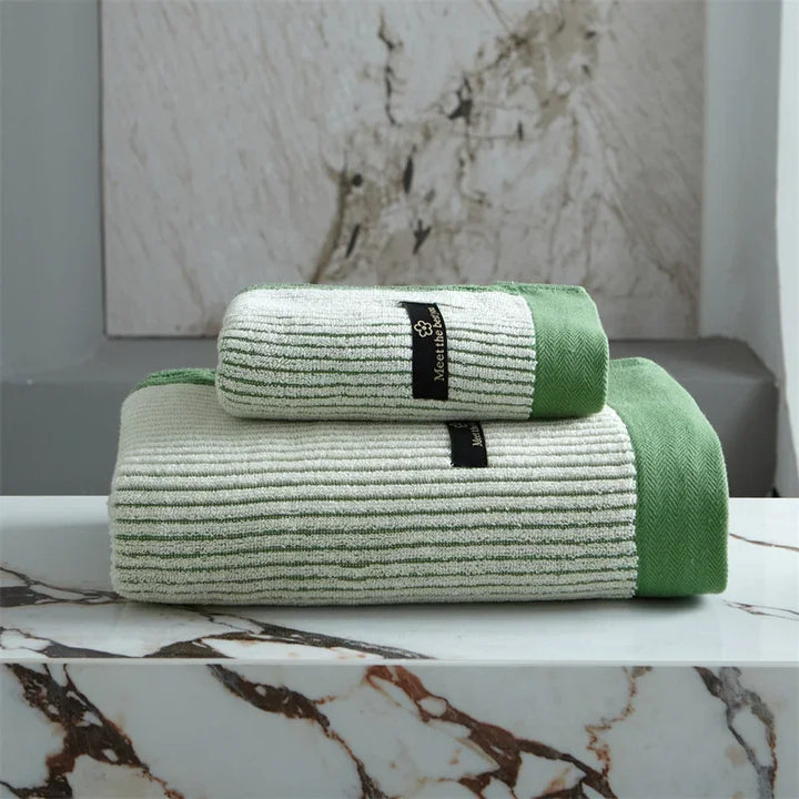 BowLift | PureSoft – Luxurious bath towel made from 100% organic cotton