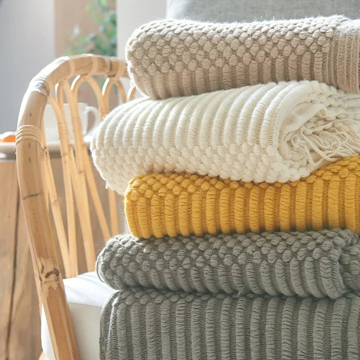 Azura | Nordic Style Dick Knitted Blanket