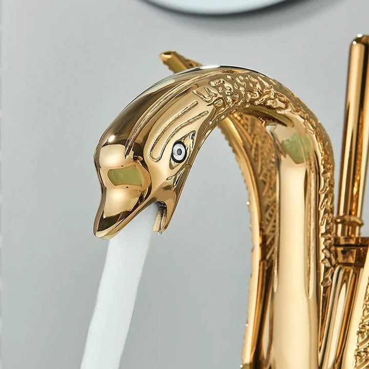 Azura | Swan Single Handle Golden Basin Faucet