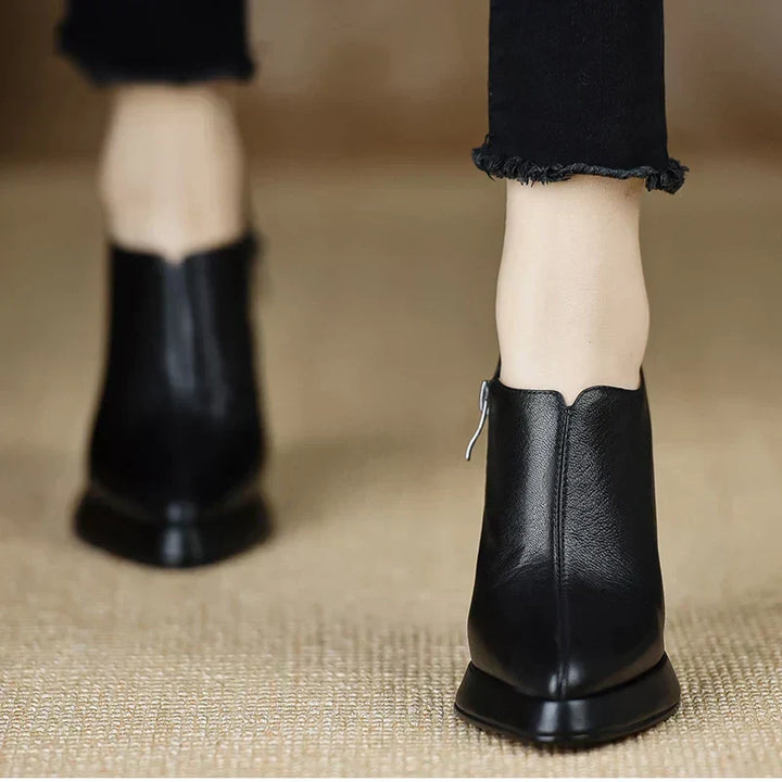 Carina Stylish Pumps