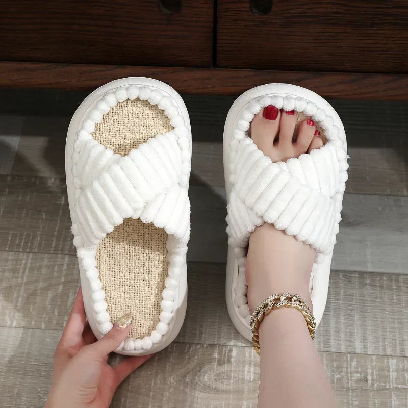 Lush Mellowz Linen Slippers