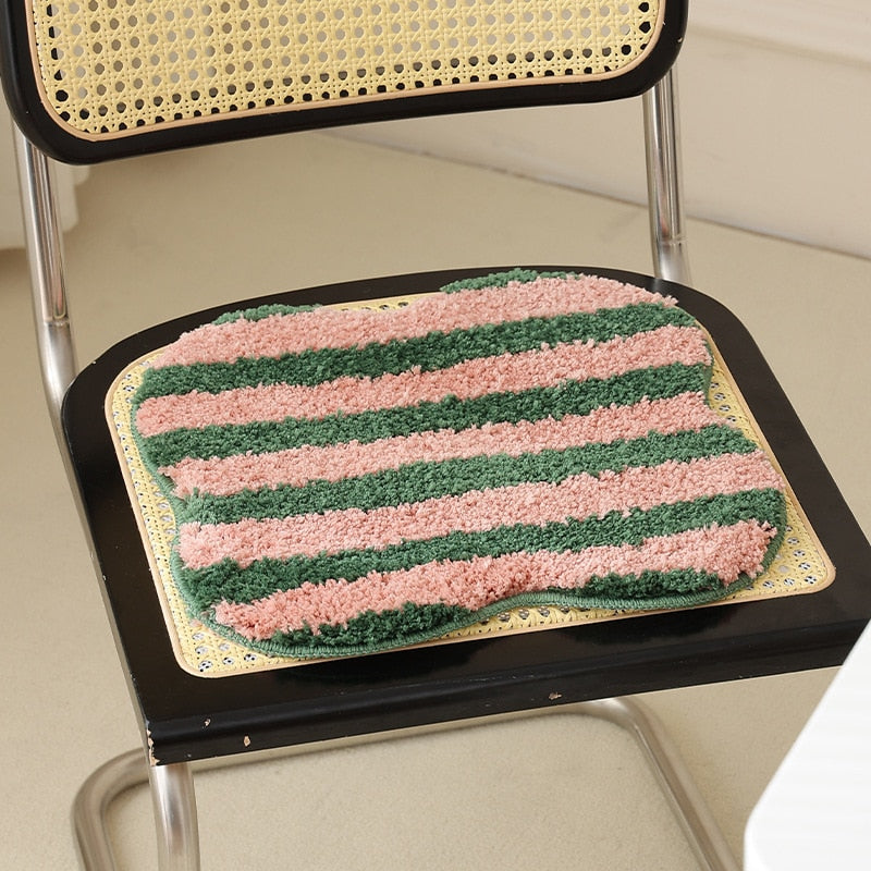 BowLift | Quilted striped chair cushion